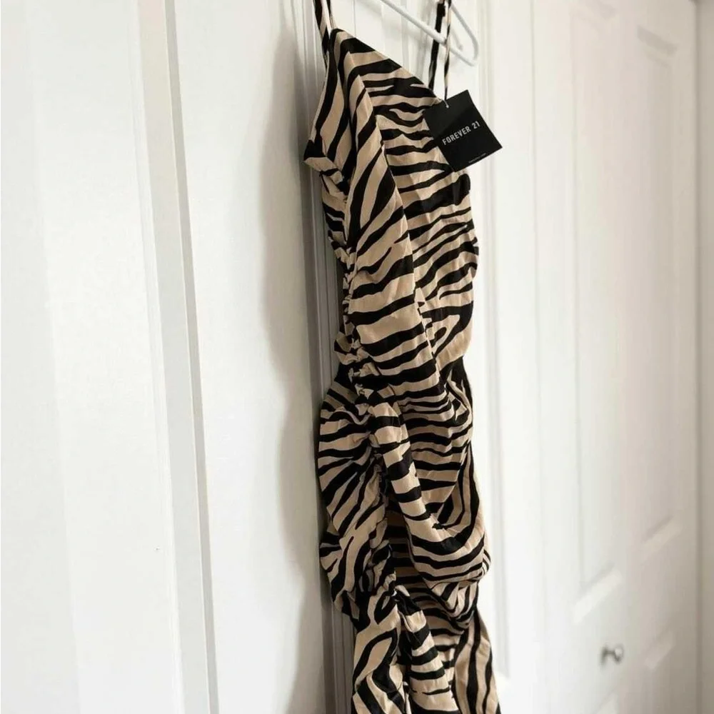Zebra Print Ruched Dress - Picture 2 of 2
